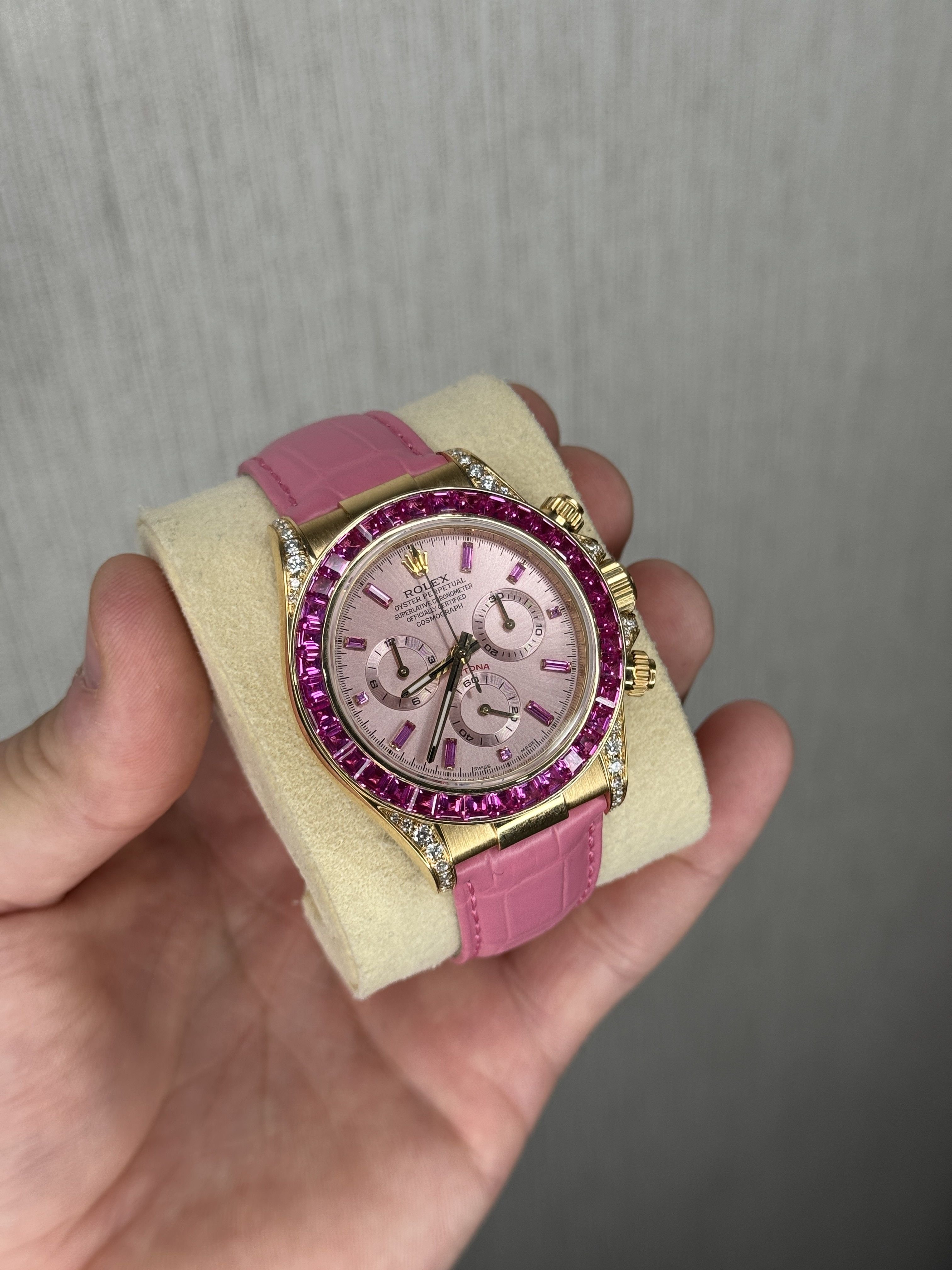 Rolex Cosmograph Daytona Rainbow Pink